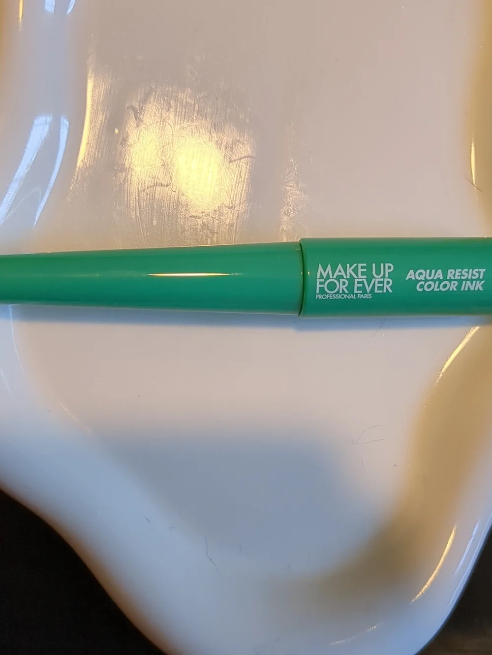 24 Hour Liquid Eyeliner